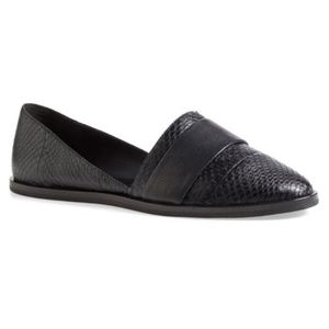 Vince Mason Genuine Snakeskin & Leather Flats 9